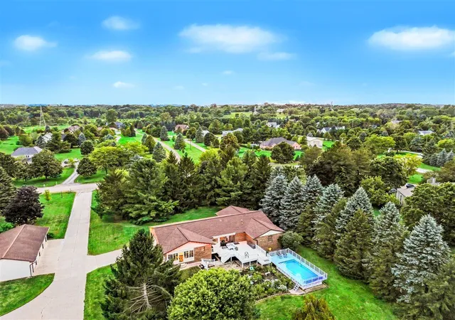 Photo 3 of Single family home for sale at 7373 Dell Rd, Saline, MI 48176 | MLS# 70547041 | Listing updated on 2026-08-28