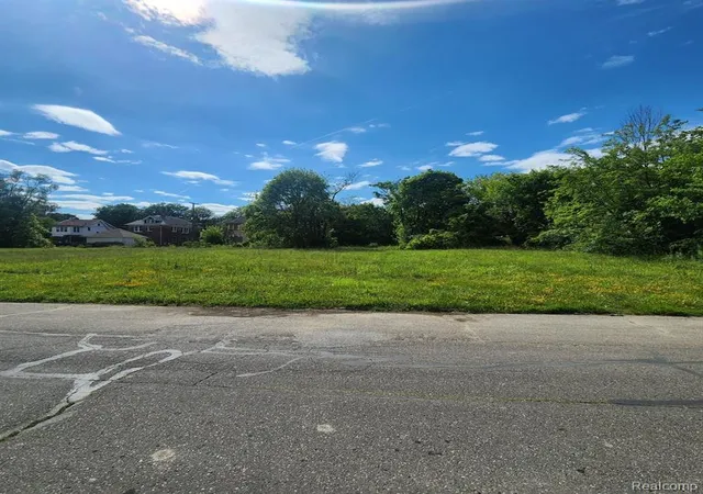 1st image of 5040 Fernwood St, Detroit, MI 48204 | MLS# 60315173