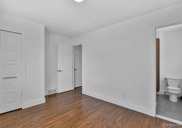Photo 3 of Sale Pending at 4260 Kiefer Ave, Warren, MI 48091 1450 | MLS# 61021957 | Listing updated on 2026-08-21