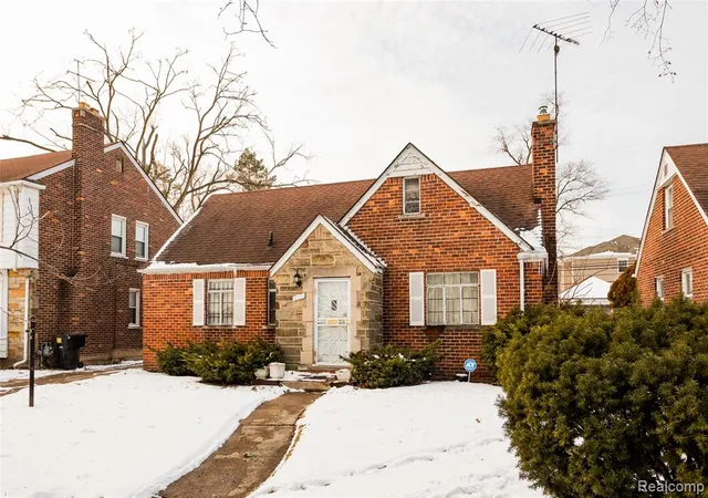 3rd image of 17547 Pinehurst St, Detroit, MI 48221 | MLS# 60963485