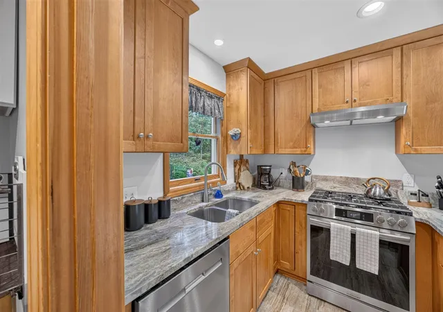 4th image of 21643 11 Mile Rd, Big Rapids, MI 49307 | MLS# 70541552