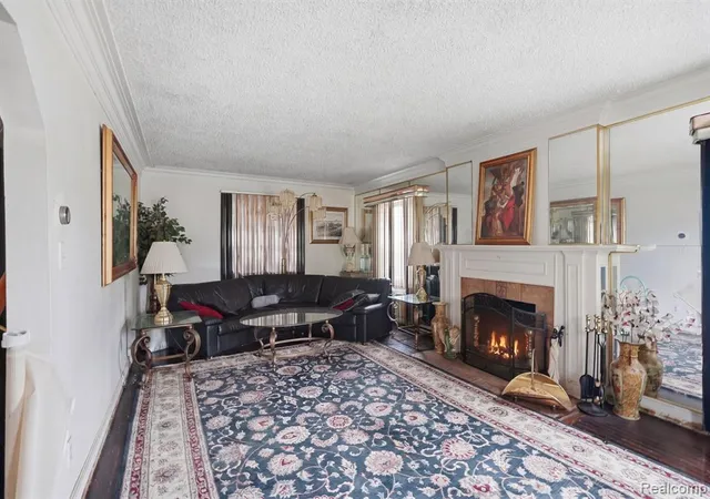 4th image of 5566 W Outer Dr, Detroit, MI 48235 | MLS# 60993748