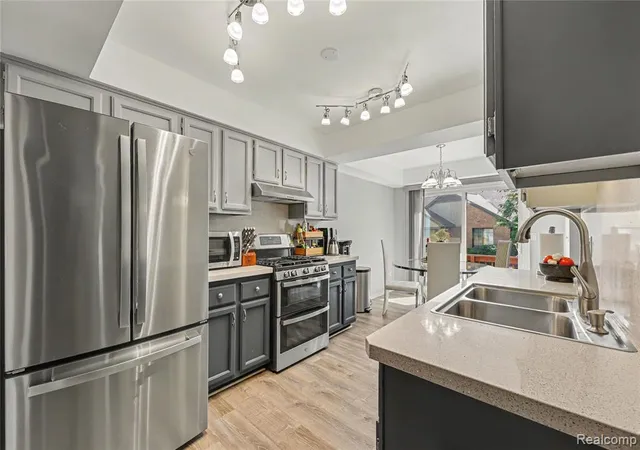 Photo 3 of Condo for sale at 412 Meadow Bridge Dr, Rochester Hills, MI 48307 3048 | MLS# 61023255 | Listing updated on 2026-09-05