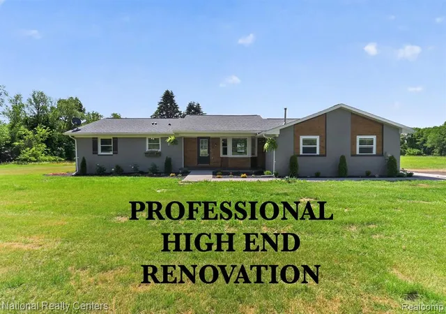Homes for sale in Highland, MI | 2601 Westwind Dr, Highland, MI 48357 | MLS# 61001225