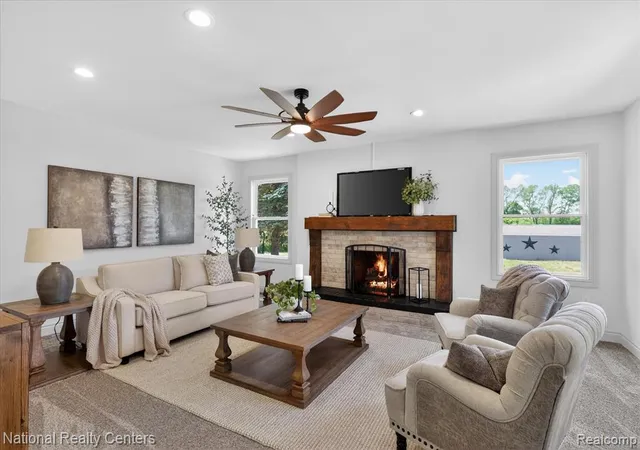 Photo 3 of Sale Pending at 2601 Westwind Dr, Highland, MI 48357 3419 | MLS# 61001225 | Listing updated on 2026-09-11