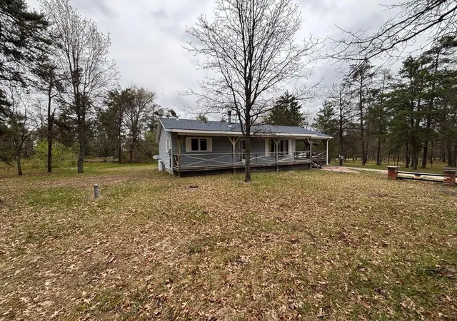 Homes for sale in Grayling, MI | 2969 Cambay Trl, Grayling, MI 49738 | MLS# 80067122