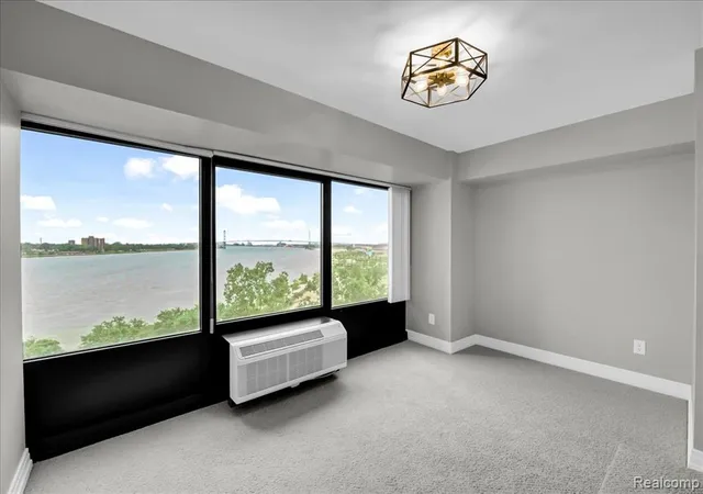 5th image of 1001 W Jefferson Ave #9A, Detroit, MI 48226 4508 | MLS# 61004570