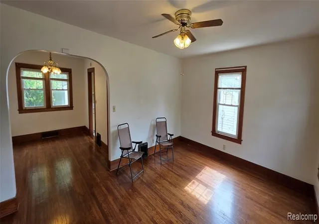 Photo 3 of Single family home for sale at 724 Alexandrine Ave, Mount Morris, MI 48458 1731 | MLS# 61013501 | Listing updated on 2026-10-15
