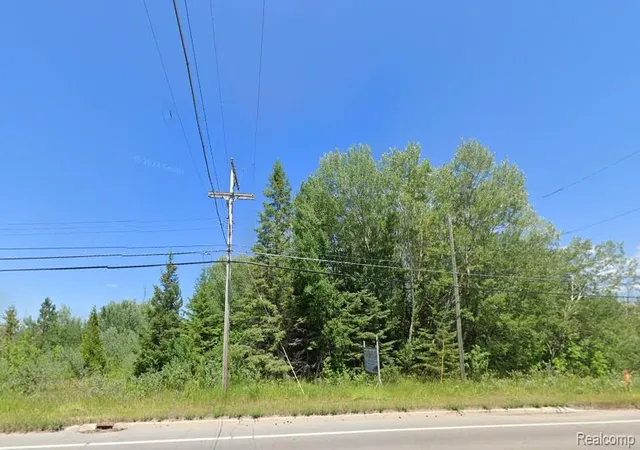 Homes for sale in Cheboygan, MI | 1346 Mackinaw Ave, Cheboygan, MI 49721 | MLS# 61005406