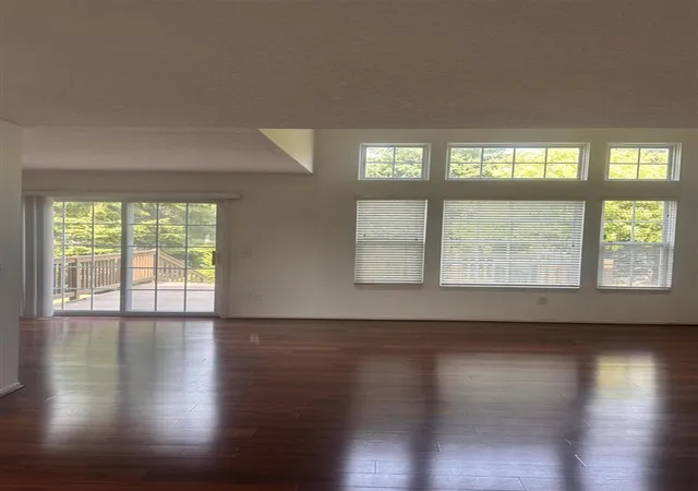 3rd image of 2514 Boulder Ln, Auburn Hills, MI 48326 | MLS# 70551942