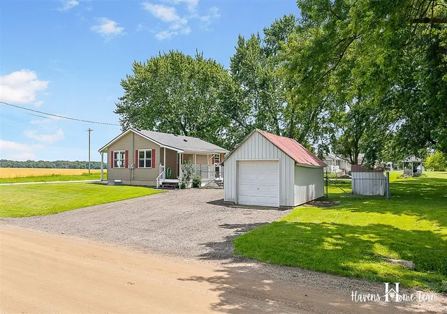 Homes for sale in Lake Odessa, MI | 25 W Tupper Lake Rd, Lake Odessa, MI 48849 | MLS# 70541494