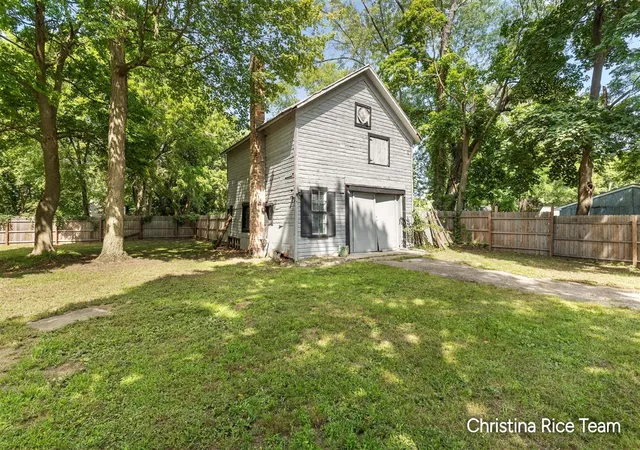 31st image of 412 W Montcalm St, Greenville, MI 48838 | MLS# 70553863
