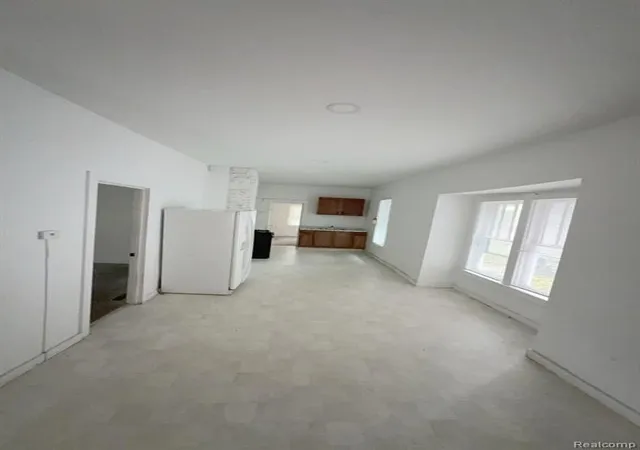3rd image of 12211 Ilene St, Detroit, MI 48204 | MLS# 60986883
