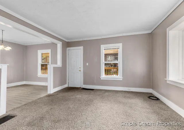 4th image of 1061 Rathbone St, Wyoming, MI 49509 | MLS# 70501462