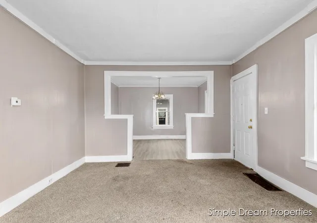5th image of 1061 Rathbone St, Wyoming, MI 49509 | MLS# 70501462