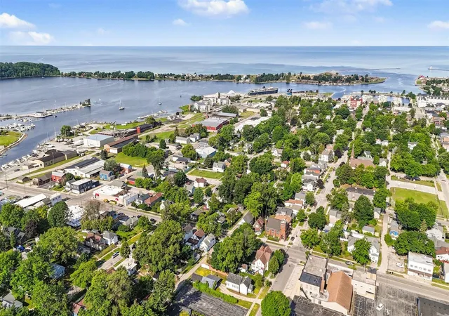 Homes for sale in Ludington, MI | 503 S Washington Ave, Ludington, MI 49431 | MLS# 70542129
