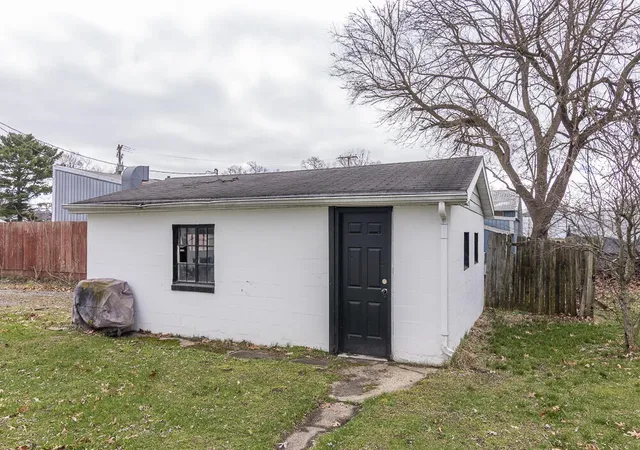 Homes for sale in Decatur, MI | 401 W Saint Marys St, Decatur, MI 49045 | MLS# 70522165