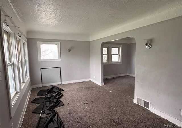4th image of 14002 Vaughan St, Detroit, MI 48223 | MLS# 60987090