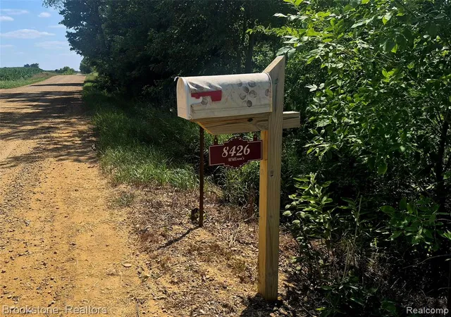 3rd image of 8426 Lake Pleasant Rd, Clifford, MI 48727 | MLS# 61018370