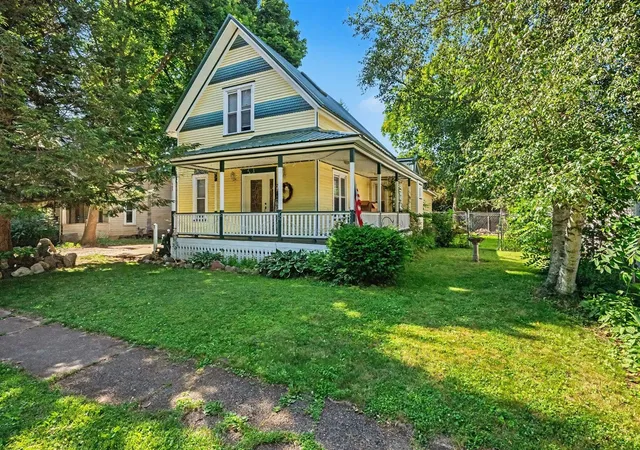 Homes for sale in Homer, MI | 305 E Main St, Homer, MI 49245 | MLS# 70541358