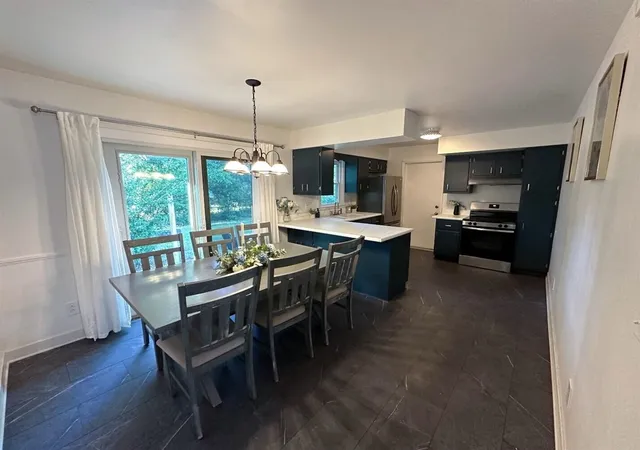 Photo 4 of Sale Pending at 1804 Carlsbrook Ln, Portage, MI 49024 | MLS# 70553818 | Listing updated on 2026-08-27