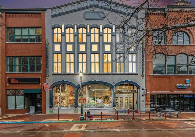 2nd image of 125 S Kalamazoo Mall #608, Kalamazoo, MI 49007 | MLS# 70512581