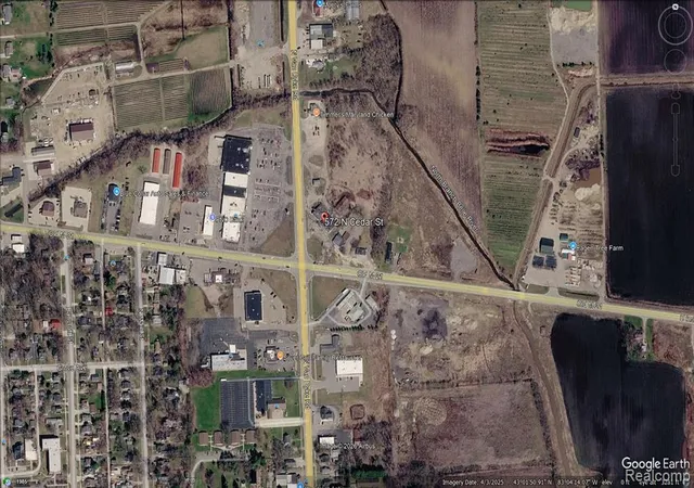 Homes for sale in Imlay City, MI | 572 N Cedar St, Imlay City, MI 48444 | MLS# 61008400