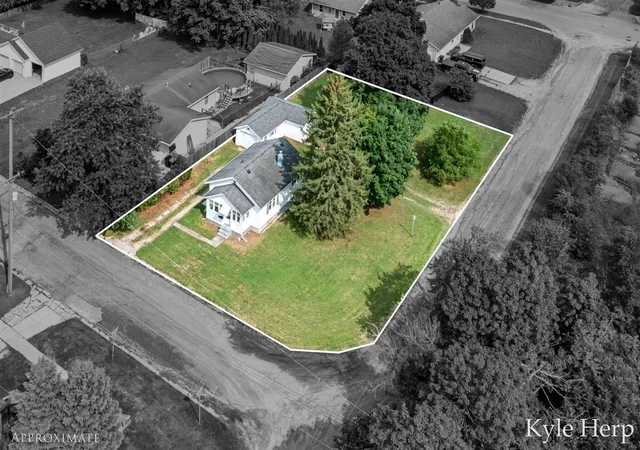 5th image of 837 E Marshall St, Hastings, MI 49058 | MLS# 70552321