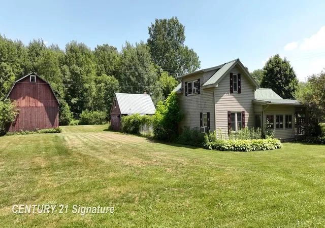 Homes for sale in Clio, MI | 12164 N Elms Rd, Clio, MI 48420 | MLS# 50214403