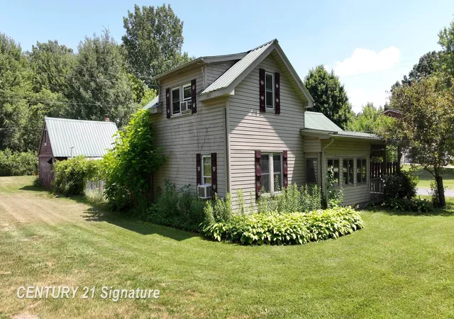 Homes for sale in Clio, MI | 12164 N Elms Rd, Clio, MI 48420 | MLS# 50214403