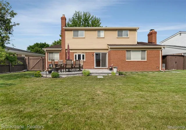 32nd image of 37082 Gary Dr, Sterling Heights, MI 48310 | MLS# 61021100