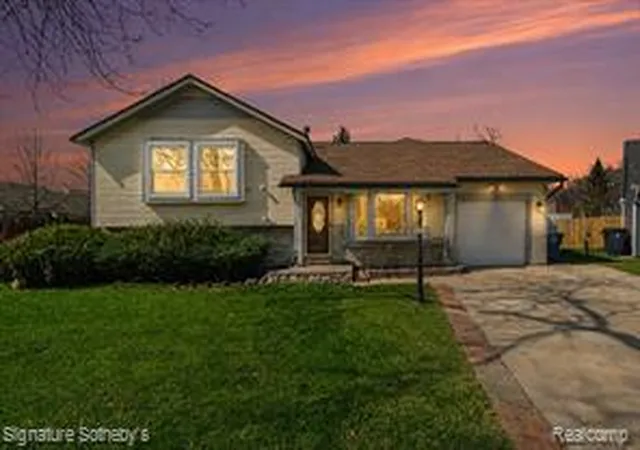 Homes for sale in Ann Arbor, MI | 2067 Champagne Dr, Ann Arbor, MI 48108 | MLS# 61008973
