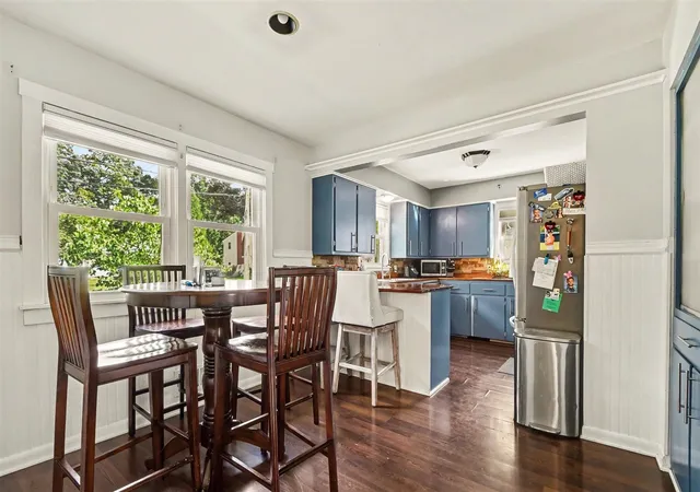 Photo 3 of Sale Pending at 3841 Collingwood Ave, Wyoming, MI 49519 | MLS# 70554671 | Listing updated on 2026-09-14