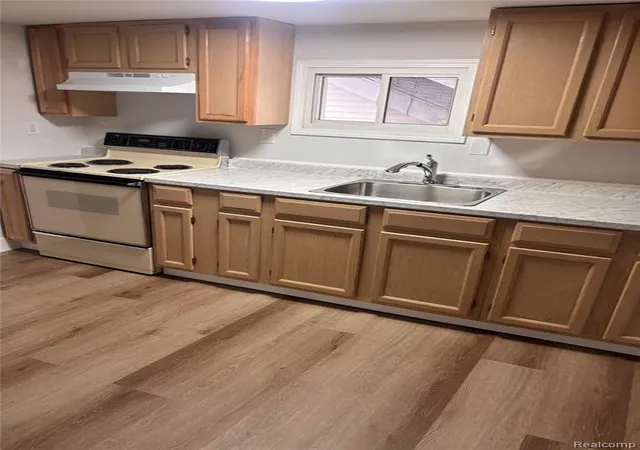 Photo 3 of Single family home for sale at 1307 University Ave, Lincoln Park, MI 48146 | MLS# 61021997 | Listing updated on 2026-08-19