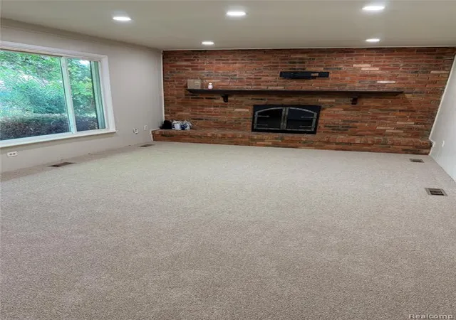 Homes for sale in Livonia, MI | 31335 Rayburn St, Livonia, MI 48154 | MLS# 61006842