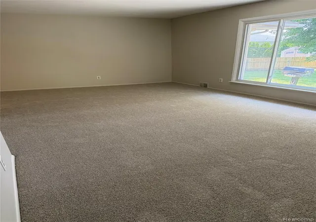 Homes for sale in Livonia, MI | 31335 Rayburn St, Livonia, MI 48154 | MLS# 61006842