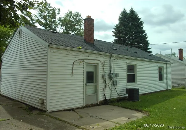 Photo 2 of Single family home for sale at 26751 Belanger St, Roseville, MI 48066 3146 | MLS# 60979303 | Listing updated on 2026-09-30