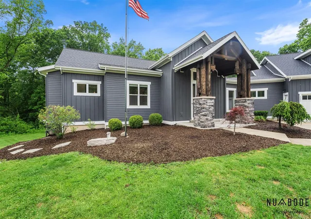 Homes for sale in Comstock Park, MI | 1497 10 Mile Rd, Comstock Park, MI 49321 | MLS# 70538343