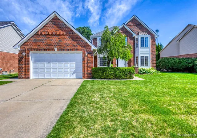 1st image of 461 Tanner Dr, Troy, MI 48085 | MLS# 61006649
