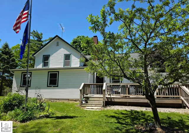 Homes for sale in Columbiaville, MI | 5544 Coldwater Rd, Columbiaville, MI 48421 | MLS# 50212666