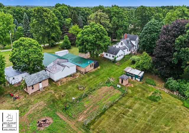 Homes for sale in Columbiaville, MI | 5544 Coldwater Rd, Columbiaville, MI 48421 | MLS# 50212666