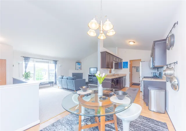 Homes for sale in Saline, MI | 1104 Riversedge Dr, Saline, MI 48176 | MLS# 70541198