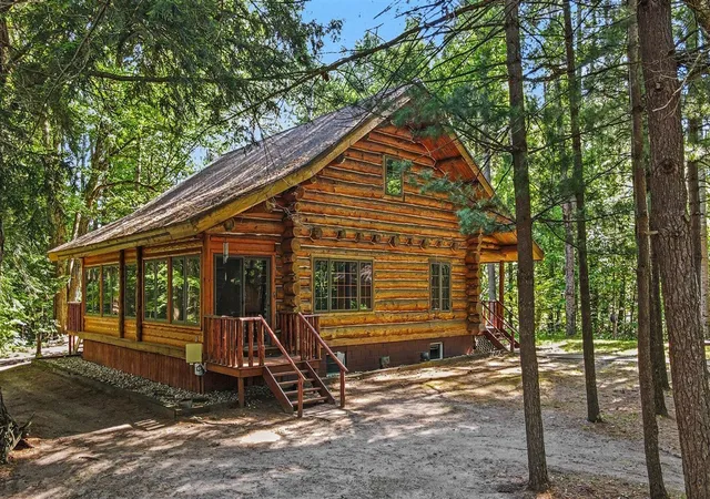 5th image of 1091 N River Trl, White Cloud, MI 49349 | MLS# 70542085