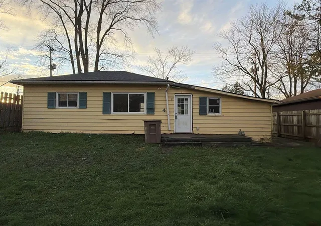 Homes for sale in Pontiac, MI | 46 Oriole Rd, Pontiac, MI 48341 | MLS# 70530891