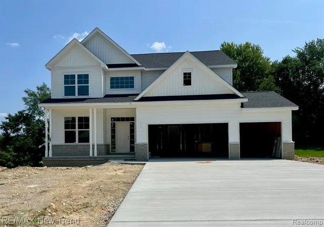 1st image of 2100 Crested Butte Dr, White Lake, MI 48383 | MLS# 61002836