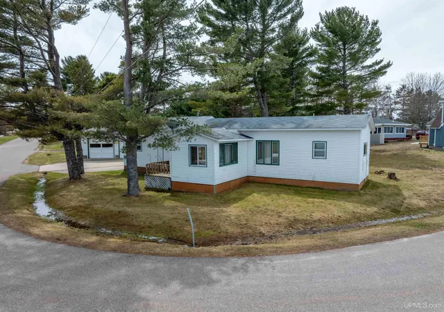 1st image of N7799 Bayberry Ln, Munising, MI 49862 | MLS# 50205815