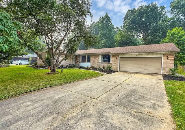2nd image of 3417 Ginger Snap Ln, Lansing, MI 48911 | MLS# 70546791