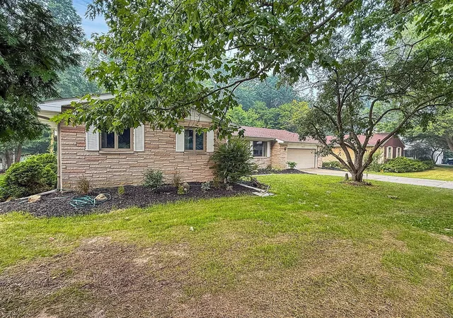 3rd image of 3417 Ginger Snap Ln, Lansing, MI 48911 | MLS# 70546791