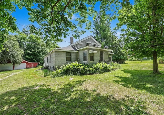 Photo 1 of Single family home for sale at 5901 Sharon Holw Rd, Manchester, MI 48158 | MLS# 70546292 | Listing updated on 2026-07-17