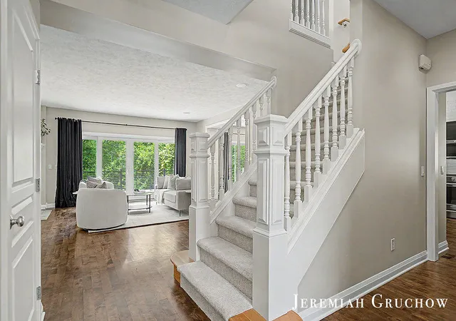 image of 3333 Falcon Bluff Ct, Grand Rapids, MI 49525 | MLS# 70538250